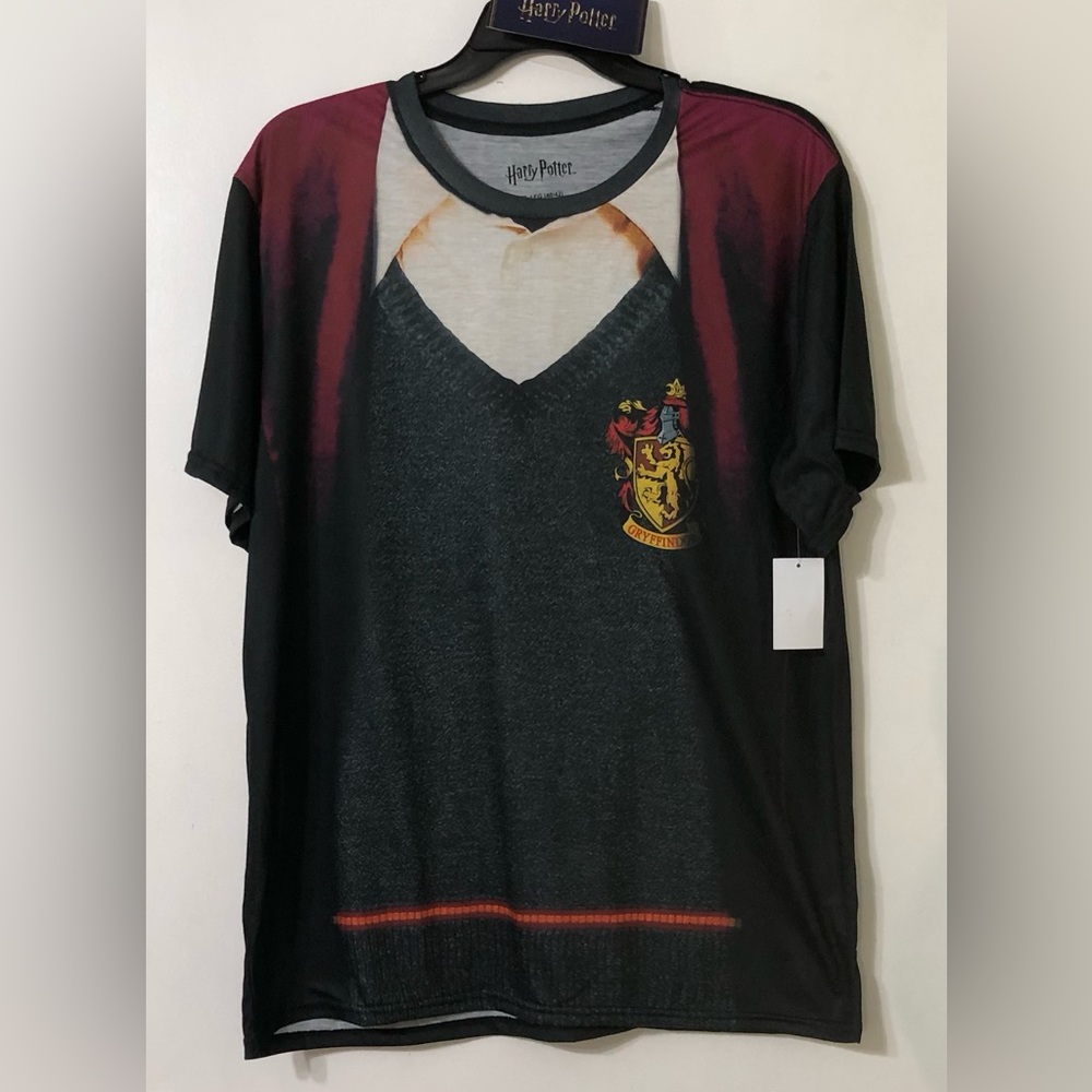 Harry Potter Gryffindor Crest graphic Men's Shirt dark gray burgundy.XL